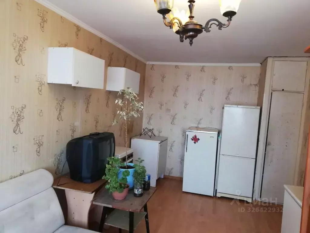 Комната Челябинская область, Челябинск ул. Захаренко, 14 (14.0 м) - Фото 1