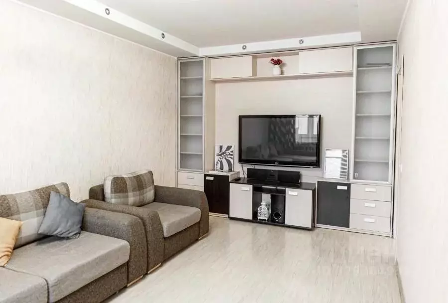 2-к кв. Кемеровская область, Кемерово бул. Строителей, 32А (48.0 м) - Фото 1