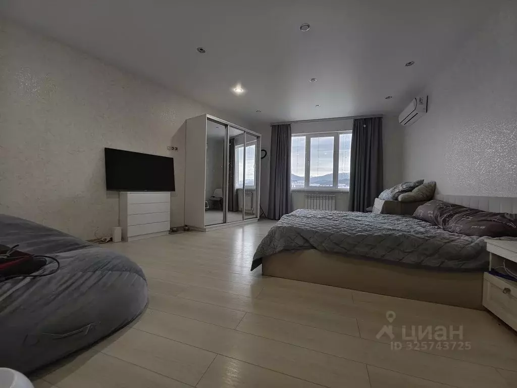 2-к кв. Краснодарский край, Сочи ул. Кирпичная, 24к1 (75.0 м) - Фото 2