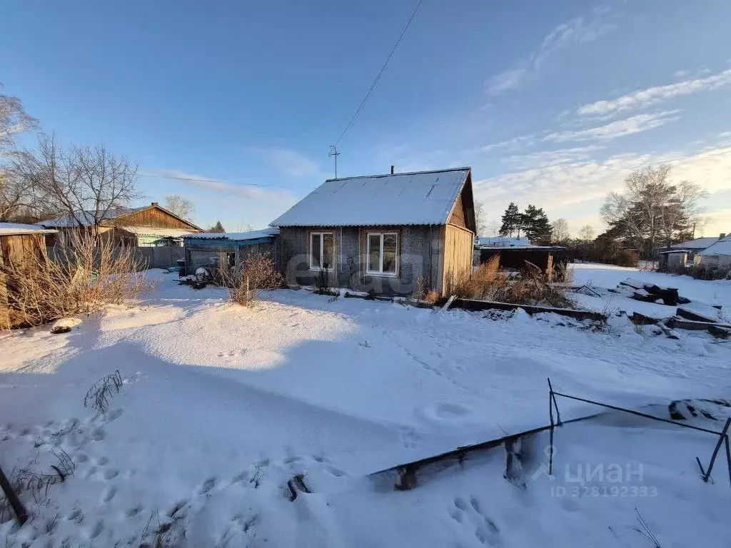 Дом в Амурская область, Ивановский муниципальный округ, с. Среднебелая ... - Фото 1