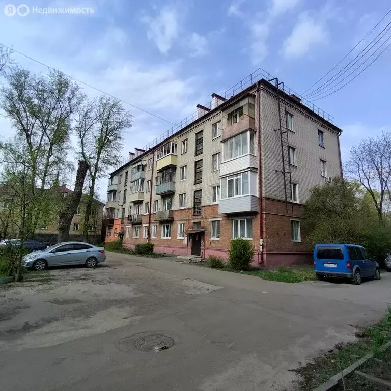 2-комнатная квартира: Брянск, улица Пушкина, 13 (40 м) - Фото 0