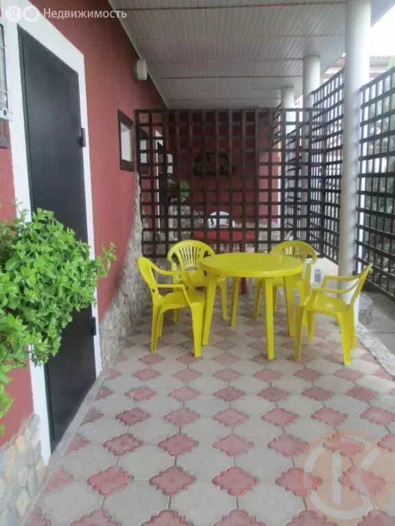 Дом в Уютное, Прибрежный проезд, 11А (450 м) - Фото 2