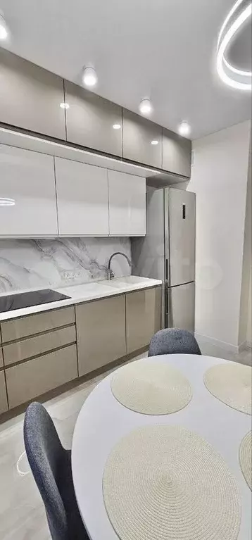 3-к. квартира, 75 м, 10/16 эт. - Фото 0