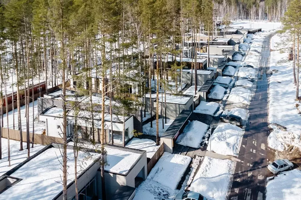 Дом в Свердловская область, Сысертский муниципальный округ, пос. ... - Фото 1