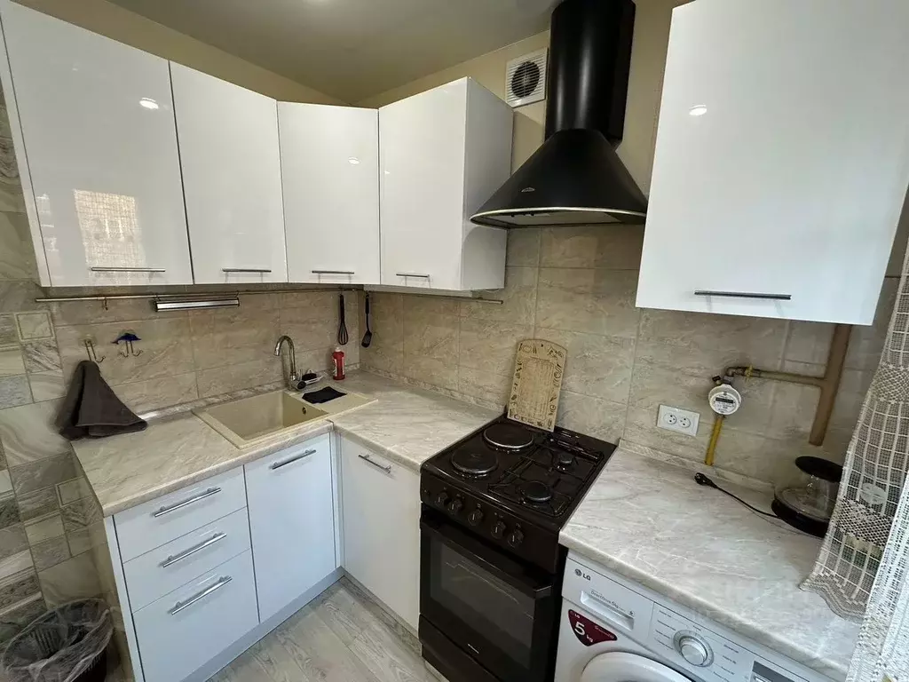 1-к кв. Красноярский край, Красноярск Аэровокзальная ул., 8В (33.0 м) - Фото 1