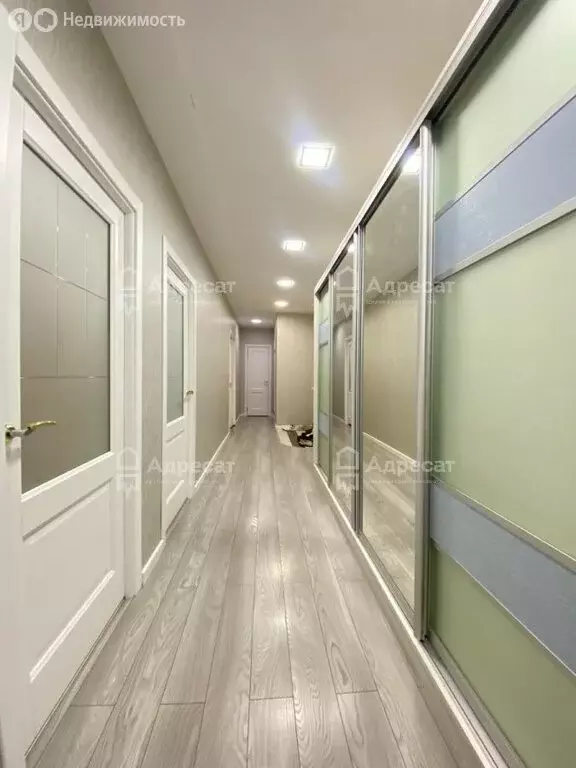 3-комнатная квартира: Волгоград, Шекснинская улица, 64 (98.5 м) - Фото 0
