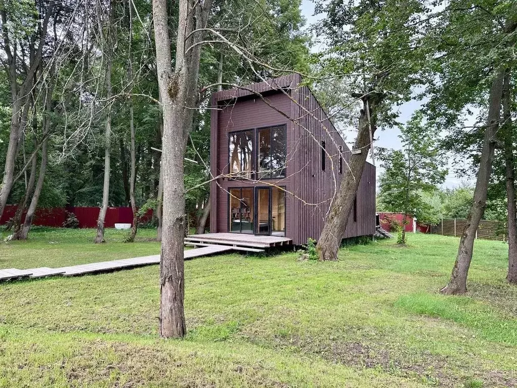 Дом в Калужская область, Тарусский район, Алекино с/пос, д. Ладыжино ... - Фото 2