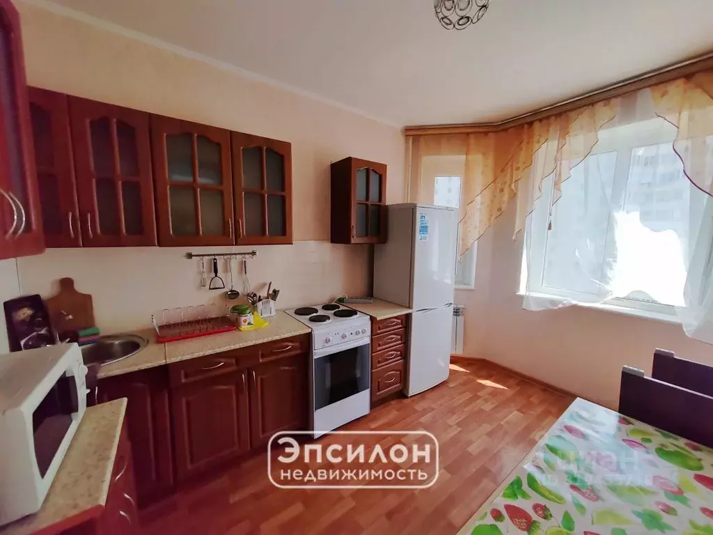 2-к кв. Курская область, Курск просп. Вячеслава Клыкова, 15 (61.24 м) - Фото 1