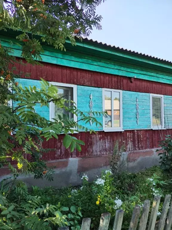 Дом в Саратовская область, Балашовский район, Хоперское муниципальное ... - Фото 0