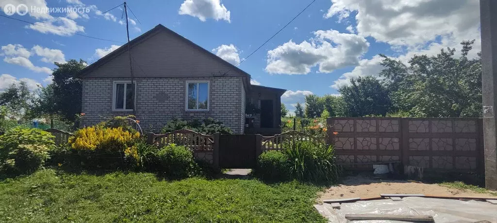 Дом в село Новосёлки, Заречная улица, 11 (75 м) - Фото 1