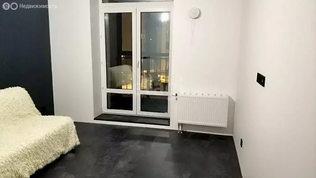 1-комнатная квартира: Ижевск, улица Максима Горького, 147 (50.5 м) - Фото 2