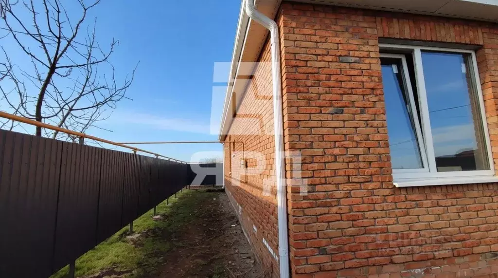 Дом в Ростовская область, Неклиновский район, Новобессергеневское ... - Фото 2