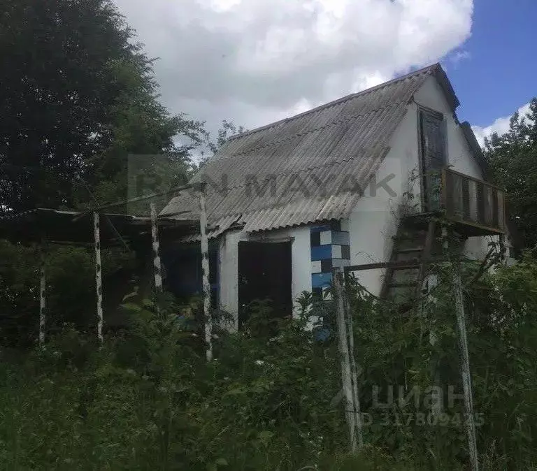 Дом в Адыгея, Майкопский район, Краснооктябрьское с/пос, Курджипская ... - Фото 0