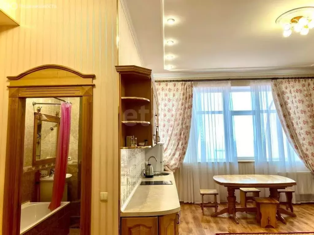 2-комнатная квартира: Ялта, Загородная улица, 17Д (69.8 м) - Фото 1