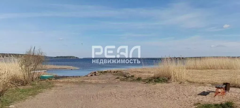 Дом в Ленинградская область, Выборгский район, Приморское городское ... - Фото 1