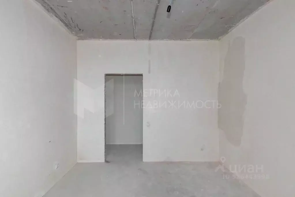 2-к кв. Тюменская область, Тюмень ул. Братьев Бондаревых, 5 (68.0 м) - Фото 1