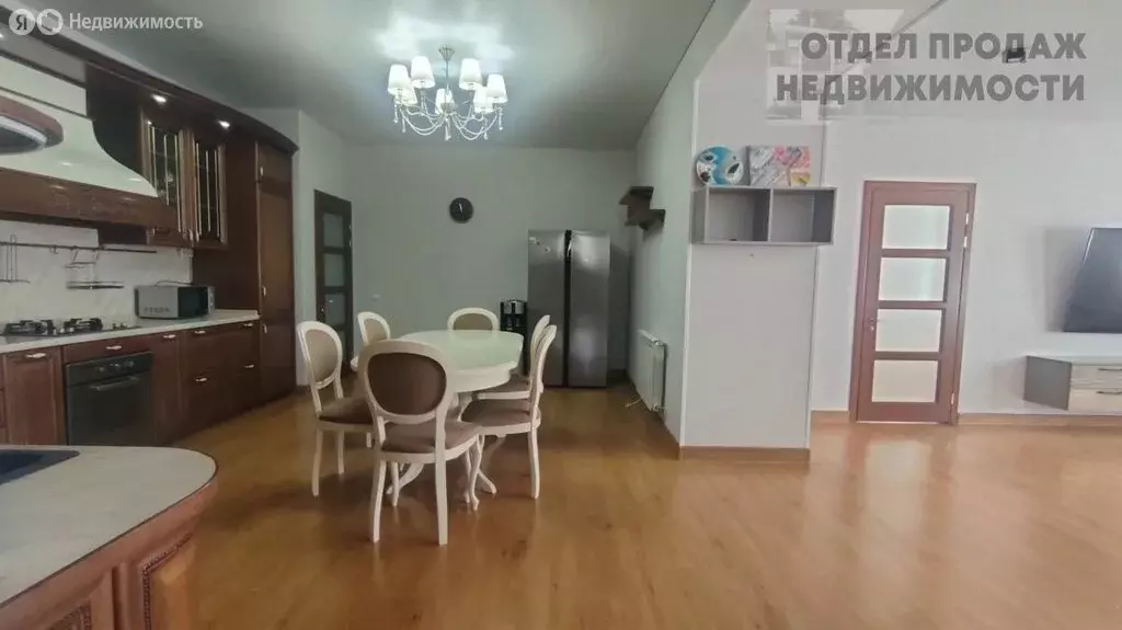 3-комнатная квартира: Крымск, улица Демьяна Бедного, 1 (138 м) - Фото 2