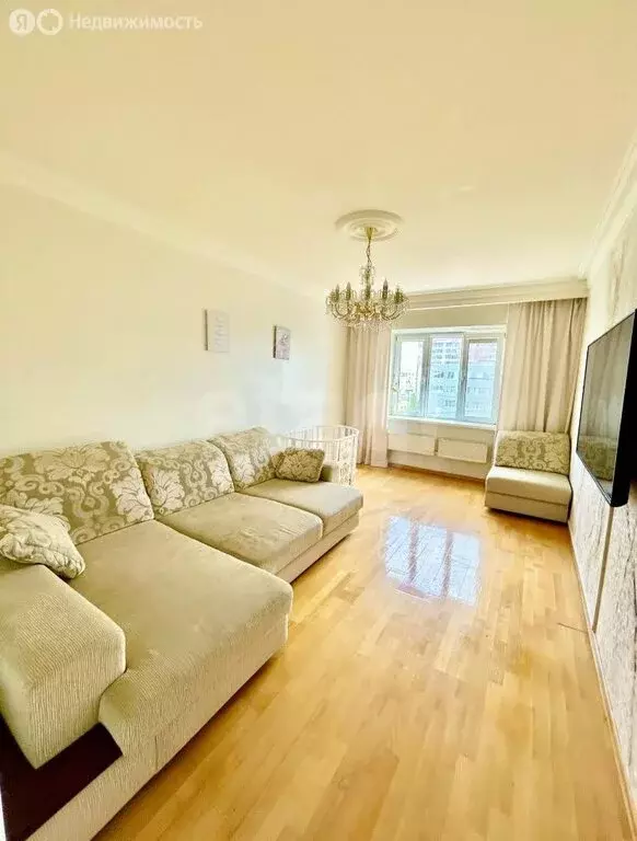 4-комнатная квартира: Якутск, 202-й микрорайон, 19 (93.8 м) - Фото 1