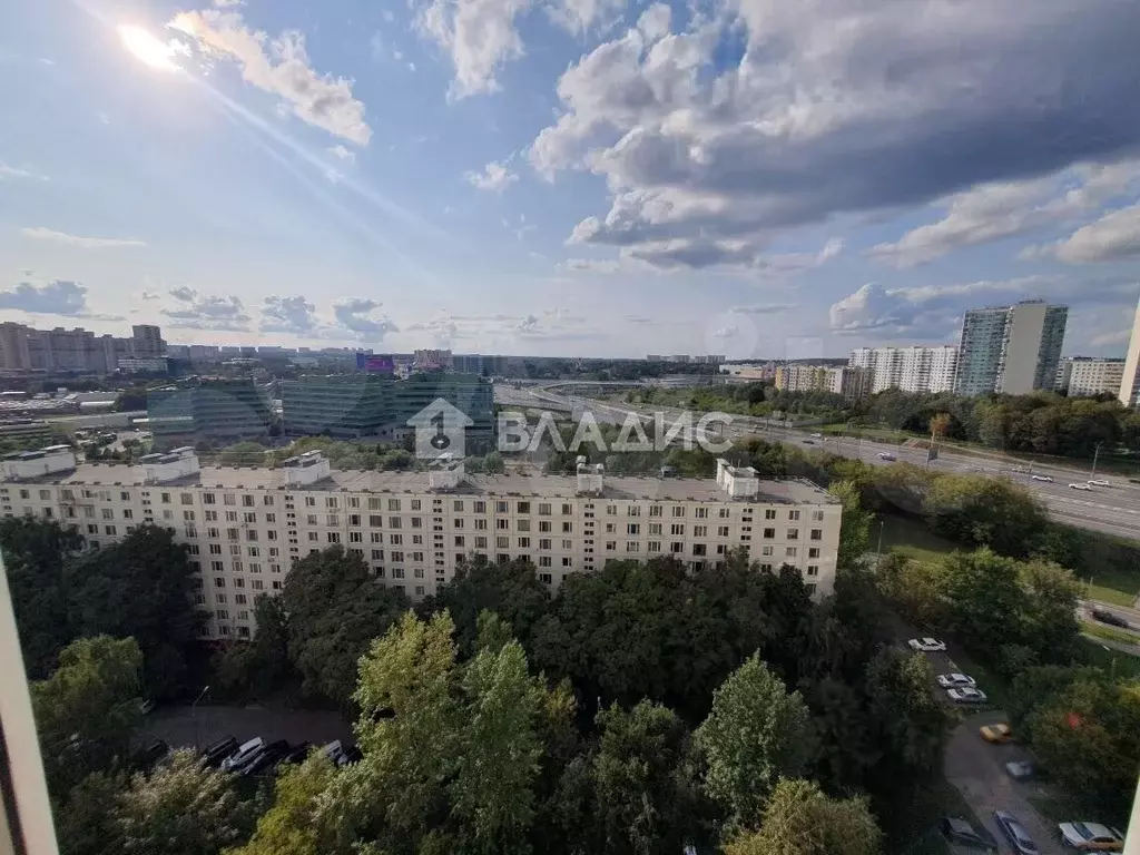Комната 15 м в 3-к., 17/22 эт. - Фото 0