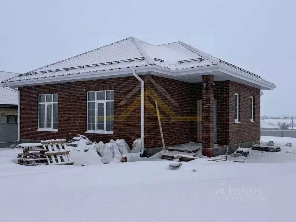 Дом в Белгородская область, Старый Оскол ул. Алексеевская, 57 (120 м) - Фото 1