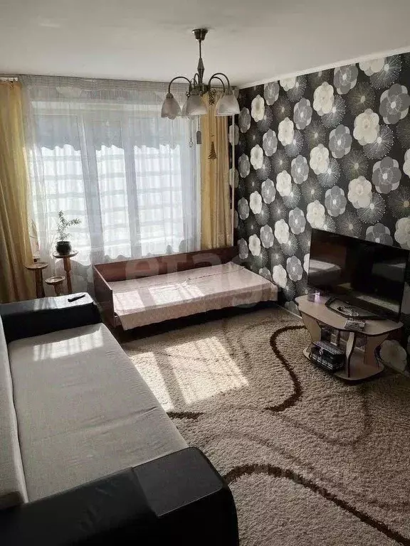 2-к кв. Татарстан, Набережные Челны 17-й комплекс, 13 (44.8 м) - Фото 1