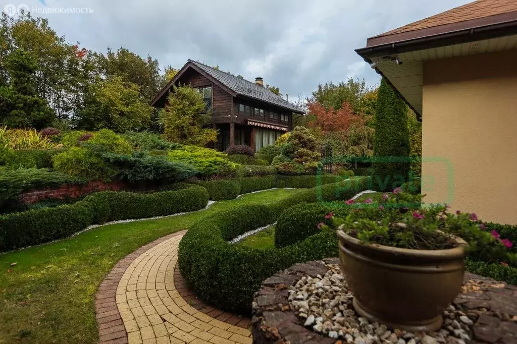 Дом в посёлок Большое Исаково, улица Мира (445 м) - Фото 1