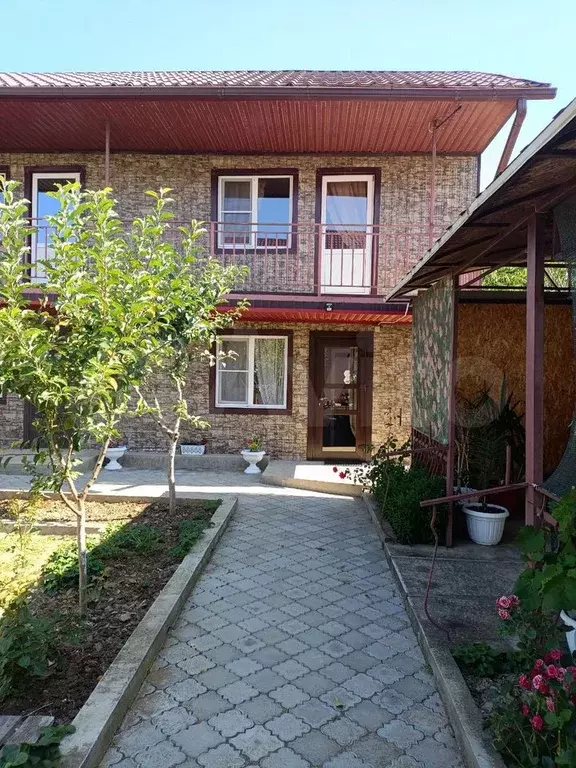 Комната 40 м, 1/2 эт. - Фото 0