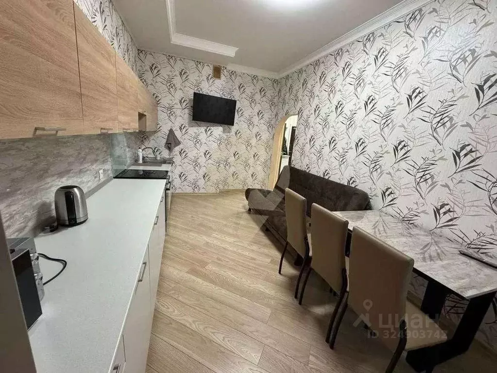 1-к кв. Белгородская область, Старый Оскол Степной мкр, 13 (50.0 м) - Фото 2