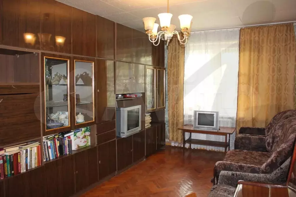 3-к. квартира, 62 м, 1/5 эт. - Фото 0