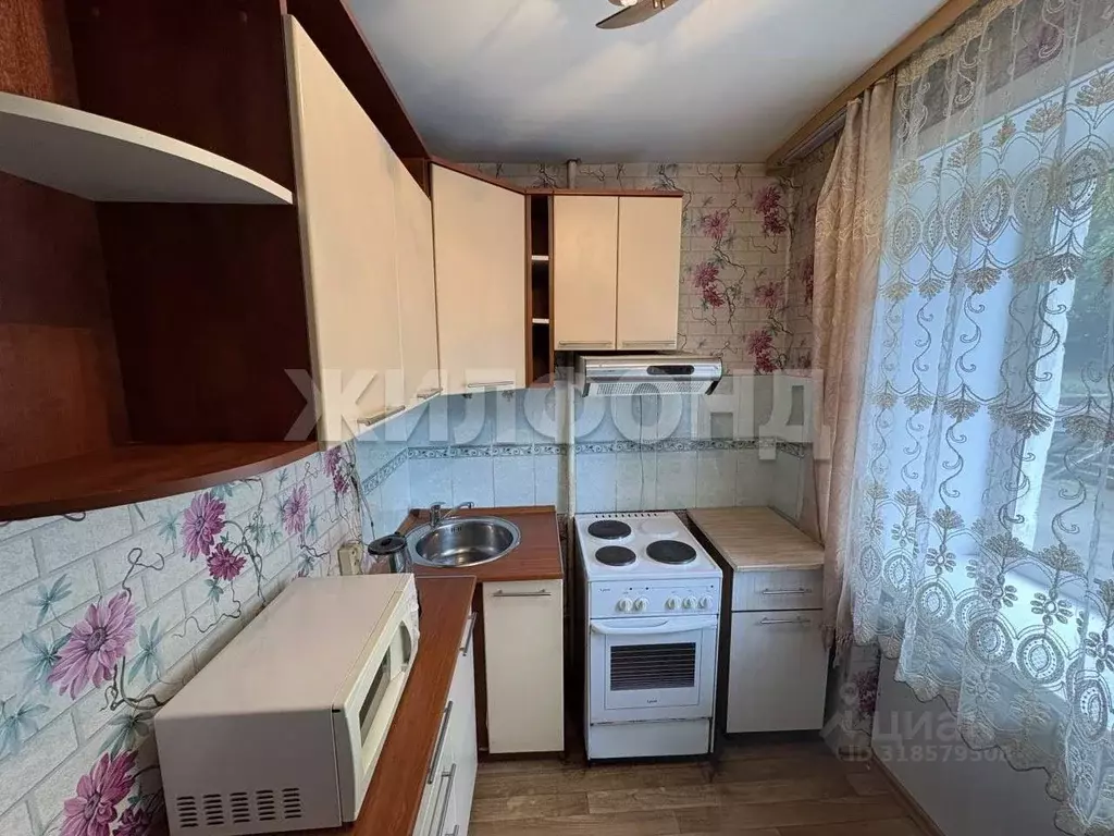 3-к кв. Иркутская область, Иркутск бул. Рябикова, 36 (57.8 м) - Фото 0
