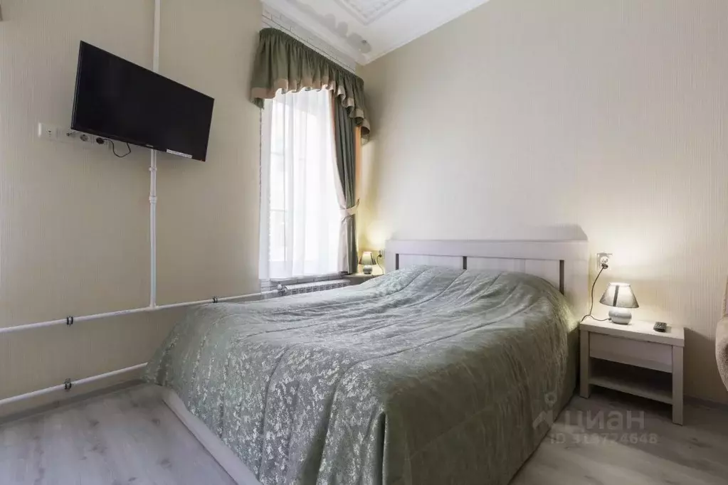 1-к кв. Санкт-Петербург наб. Реки Мойки, 70 (26.0 м) - Фото 0