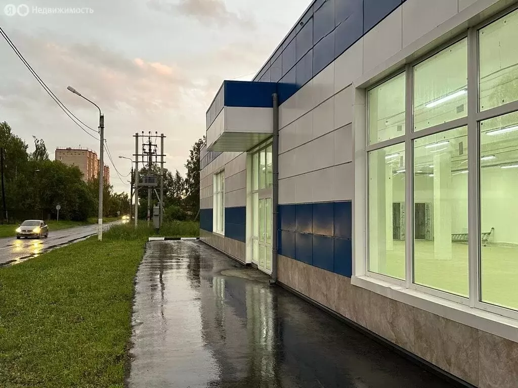 Торговая площадь (235 м) - Фото 2