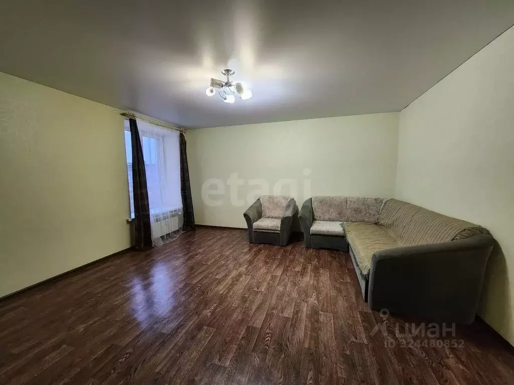 2-к кв. Пензенская область, Пенза ул. Калинина, 22/19 (80.0 м) - Фото 1