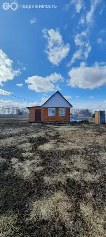Дом в Нуримановский район, Байгильдинский сельсовет, деревня ... - Фото 1