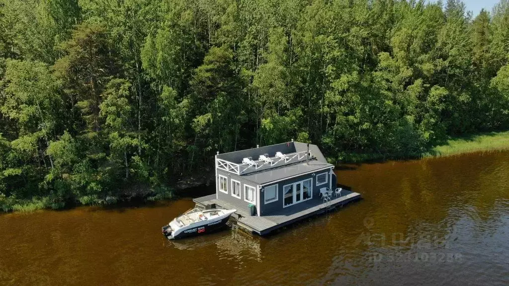 Дом в Карелия, Лахденпохский муниципальный округ, пос. Коконниэми ул. ... - Фото 2
