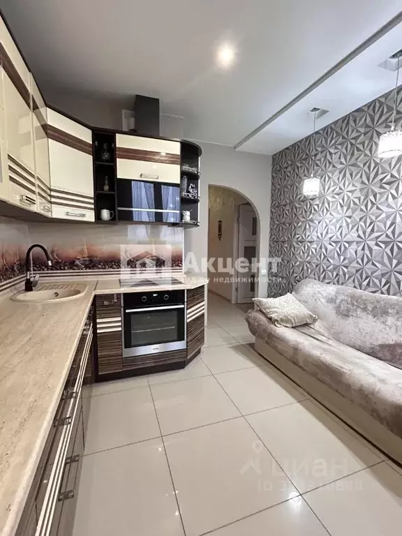 2-к кв. Ивановская область, Кохма ул. Ивановская, 73К1 (60.8 м) - Фото 1