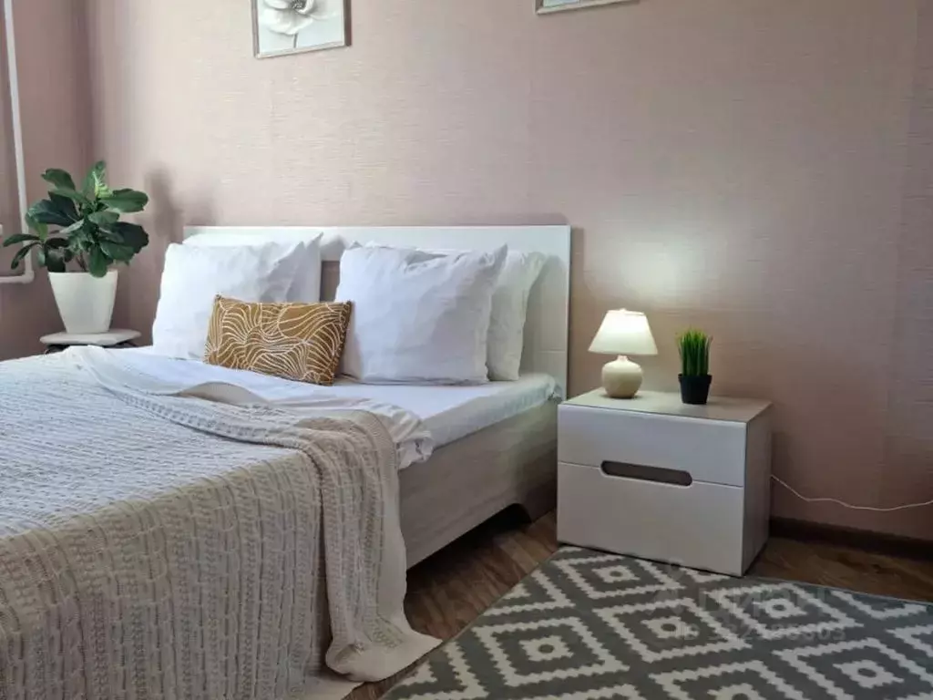 2-к кв. Астраханская область, Астрахань ул. Куликова, 67В (70.0 м) - Фото 1