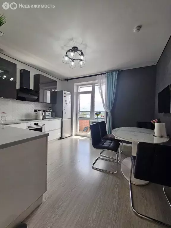 2-комнатная квартира: Пермь, улица Карбышева, 49А (61.1 м) - Фото 0