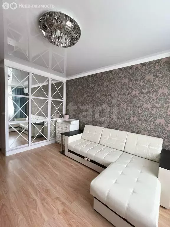 1-комнатная квартира: Тюмень, улица Александра Протозанова, 10 (38.8 ... - Фото 2
