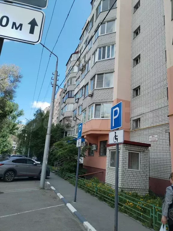 3-к. квартира, 90 м, 2/6 эт. - Фото 0