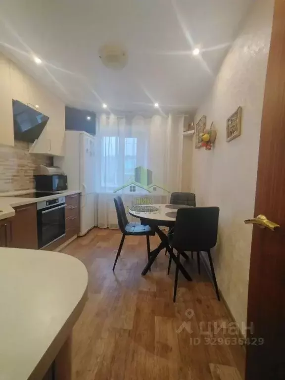 3-к кв. Бурятия, Улан-Удэ ул. Антонова, 6 (65.5 м) - Фото 2
