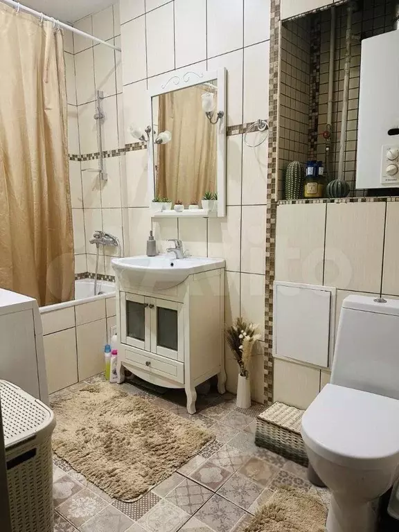 1-к. квартира, 50 м, 1/3 эт. - Фото 1