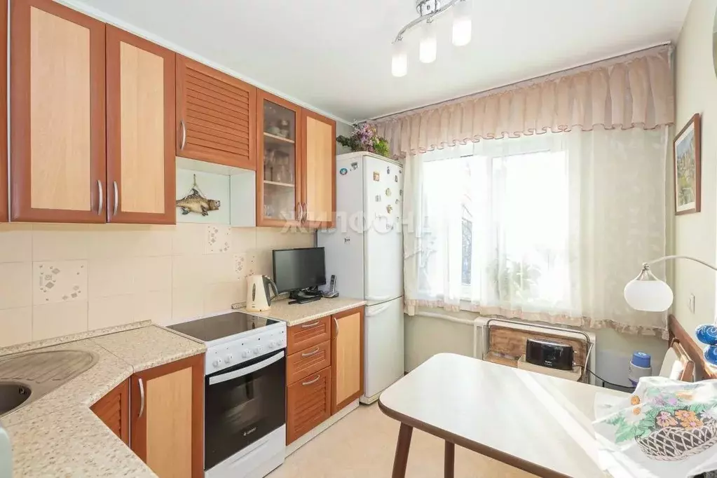 2-к кв. Новосибирская область, Новосибирск Академгородок мкр, ул. ... - Фото 1