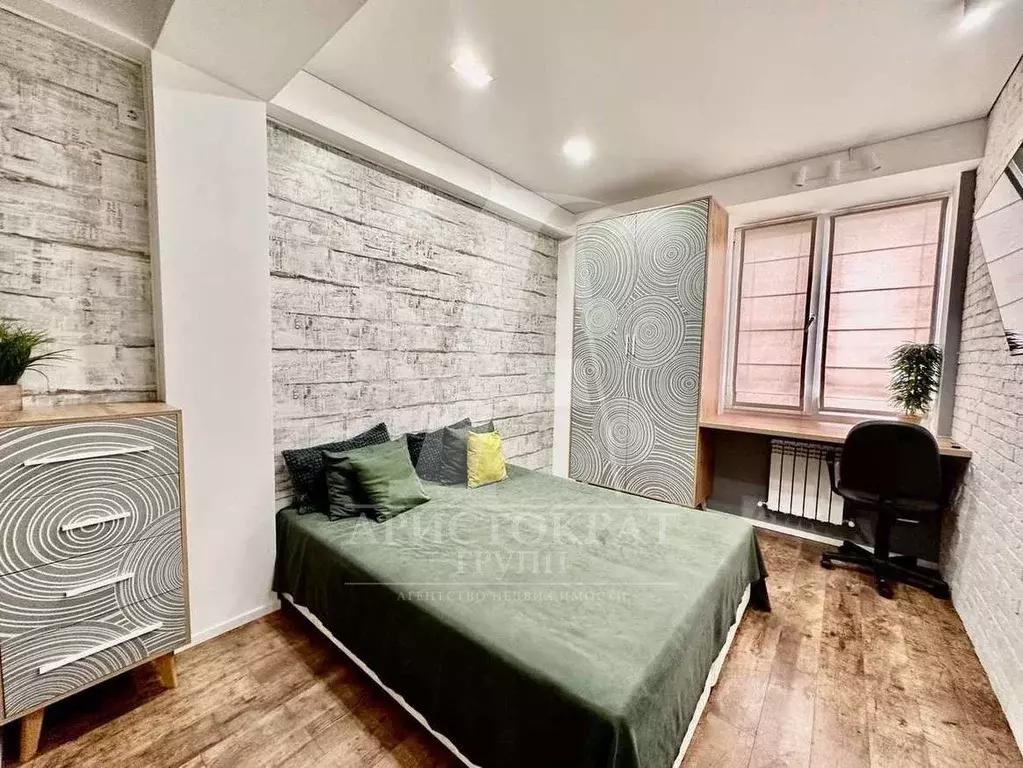 2-к кв. Ставропольский край, Пятигорск ул. Адмиральского, 1А (70.0 м) - Фото 1