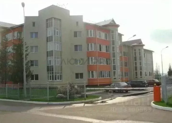 3-к кв. Башкортостан, с. Кармаскалы ул. Рафикова, 11 (89.9 м) - Фото 1