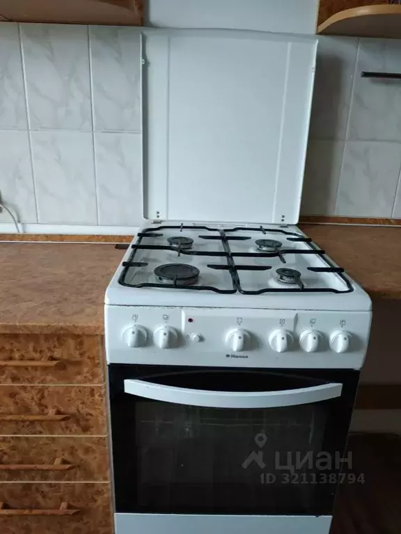 2-к кв. Волгоградская область, Волгоград ул. Маршала Еременко, 60 ... - Фото 1