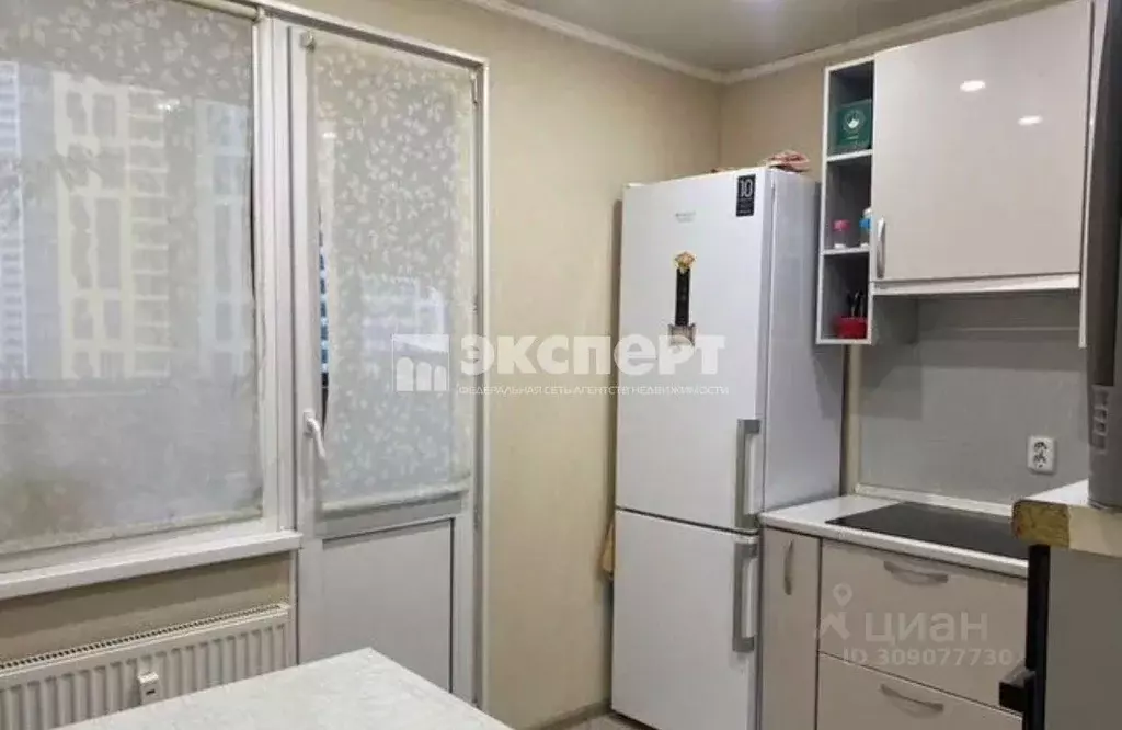 2-к кв. Татарстан, Казань ул. Александра Курынова, 6к2 (47.0 м) - Фото 1