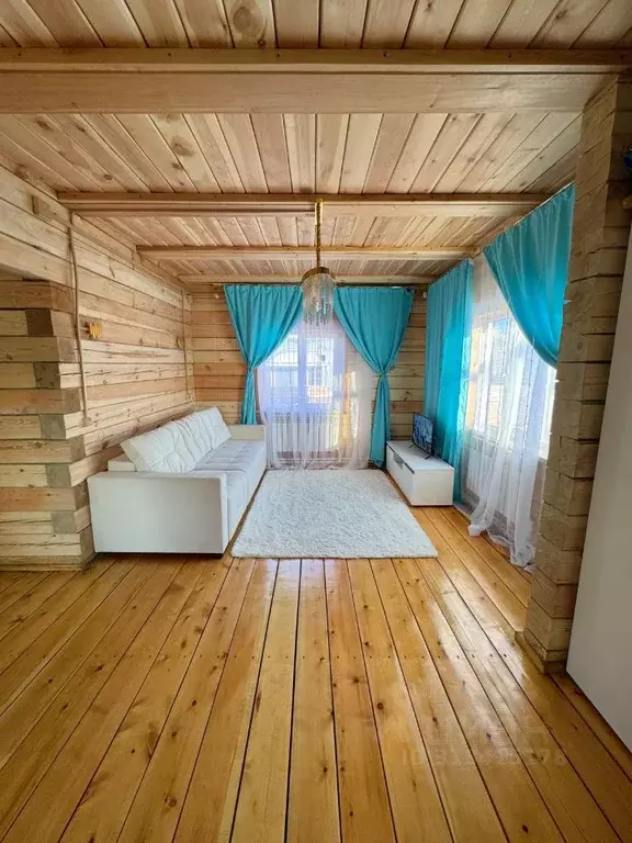 Дом в Саха (Якутия), Якутск ул. Кэскил, 30 (56 м) - Фото 1