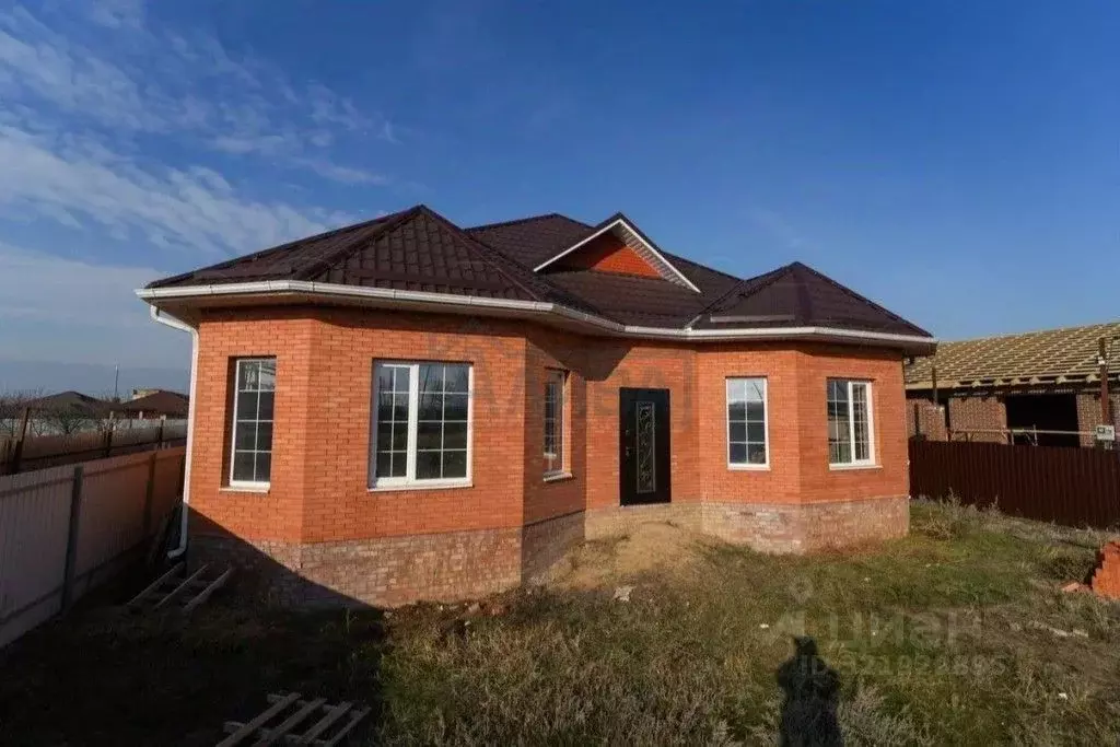 Дом в Ростовская область, Сальск ул. Халтурина, 55 (168 м) - Фото 0