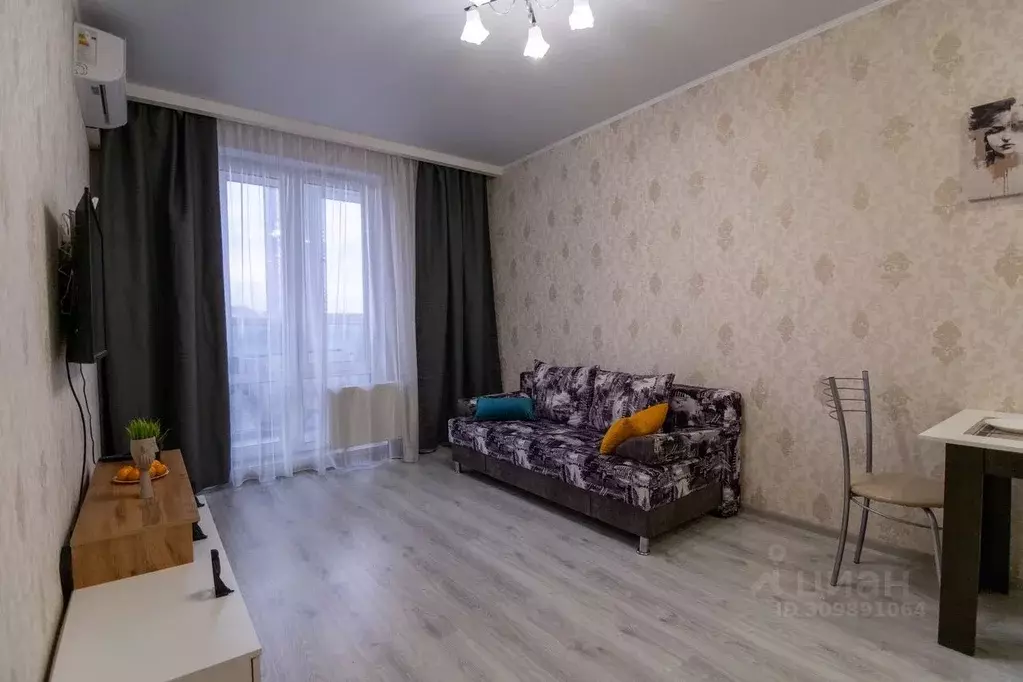 1-к кв. Тульская область, Тула Оборонная ул., 102В (42.0 м) - Фото 1
